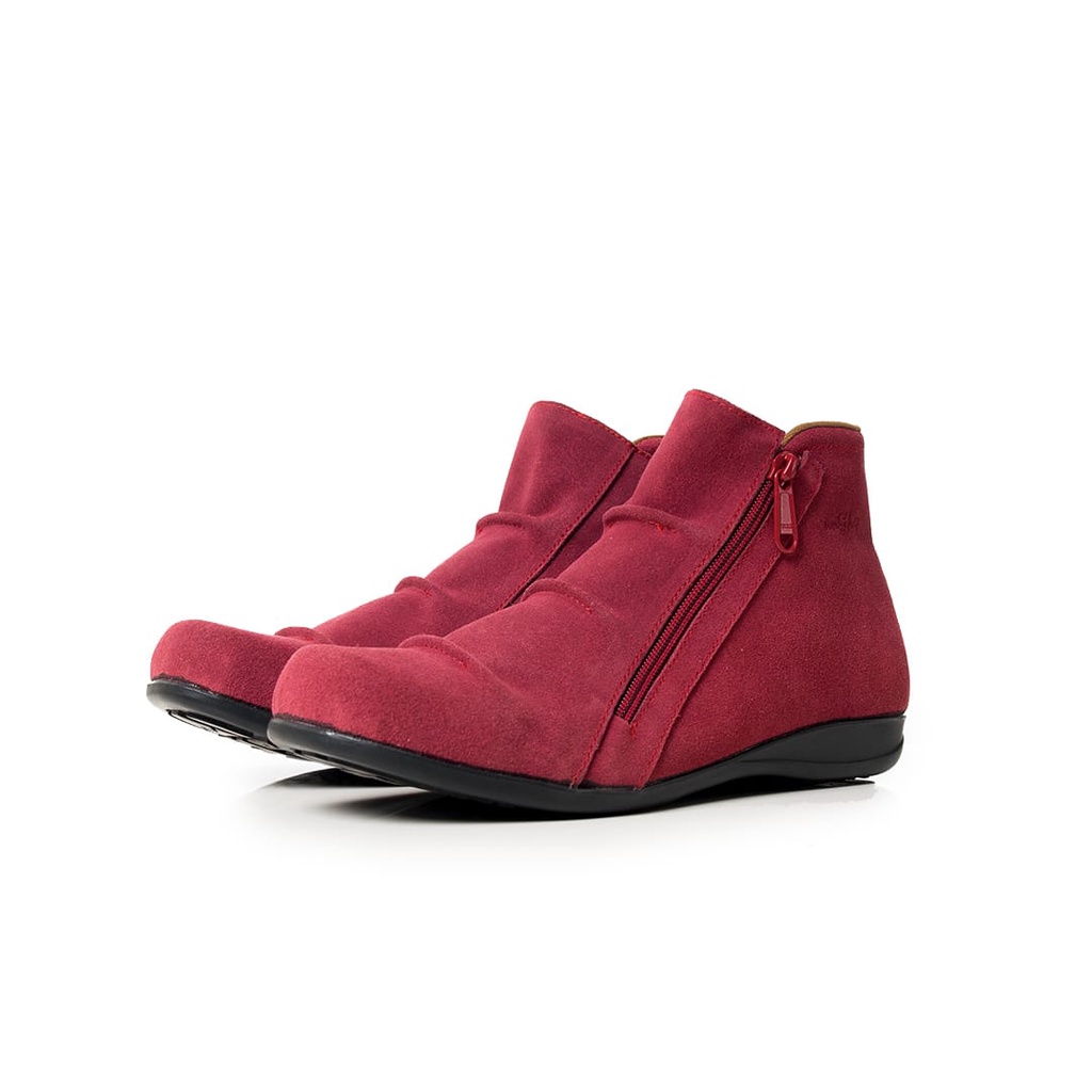 Sepatu Wanita UMGHY Misty Flat Sepatu Boots Wanita Suede: Gaya Elegan dan Kenyamanan dalam Satu Langkah