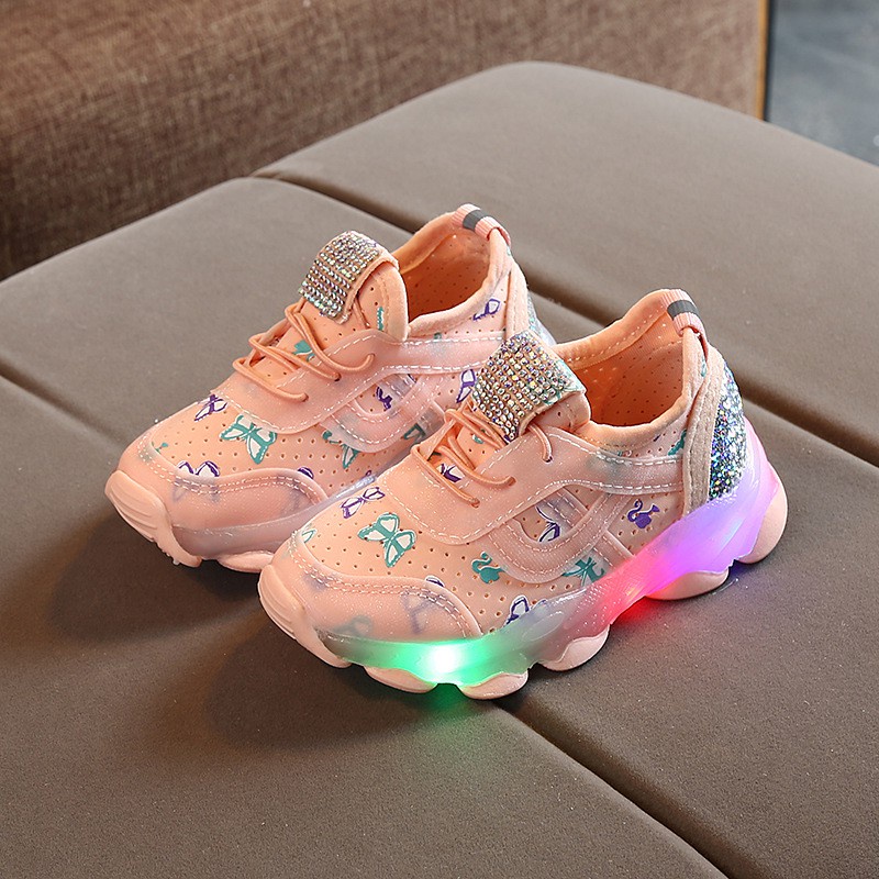 Parayu Kids Sneakers LED Anak Perempuan Motif Kupu-Kupu 012: Sepatu Ceria dan Fungsional untuk Anak Perempuan