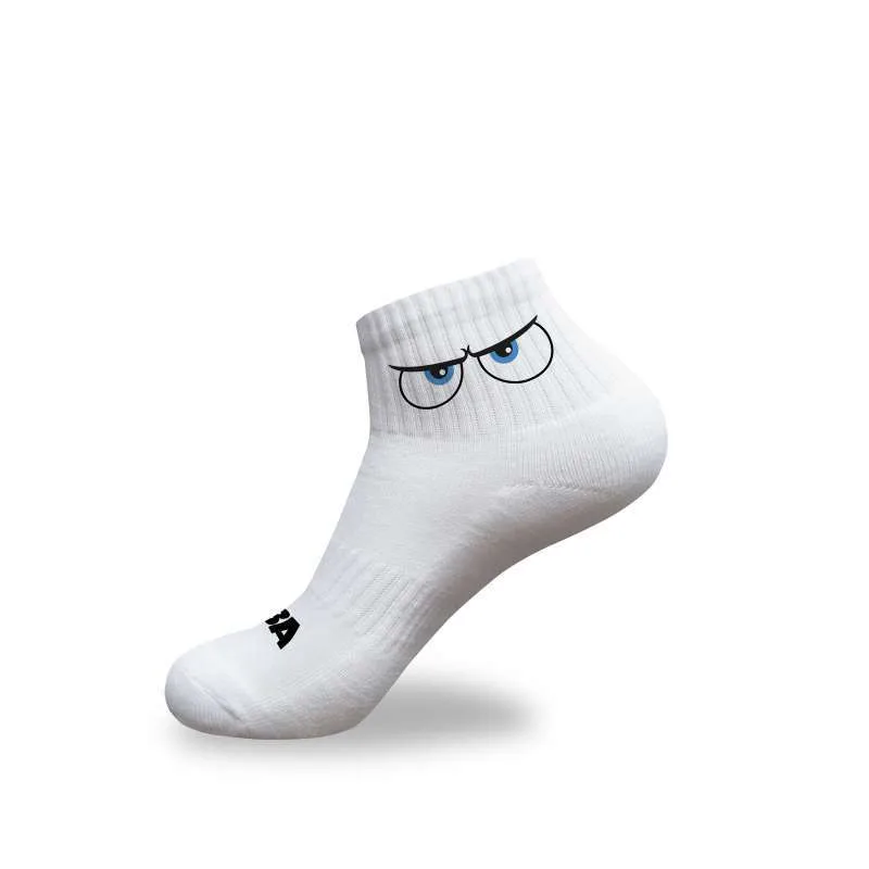 EBA Kaos Kaki Oldschool Monster Eyes: Gaya Berani dengan Sentuhan Nostalgia