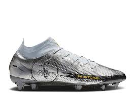 Nike Phantom GT Scorpion FG CZ3844-001: Keunggulan dalam Presisi dan Kecepatan