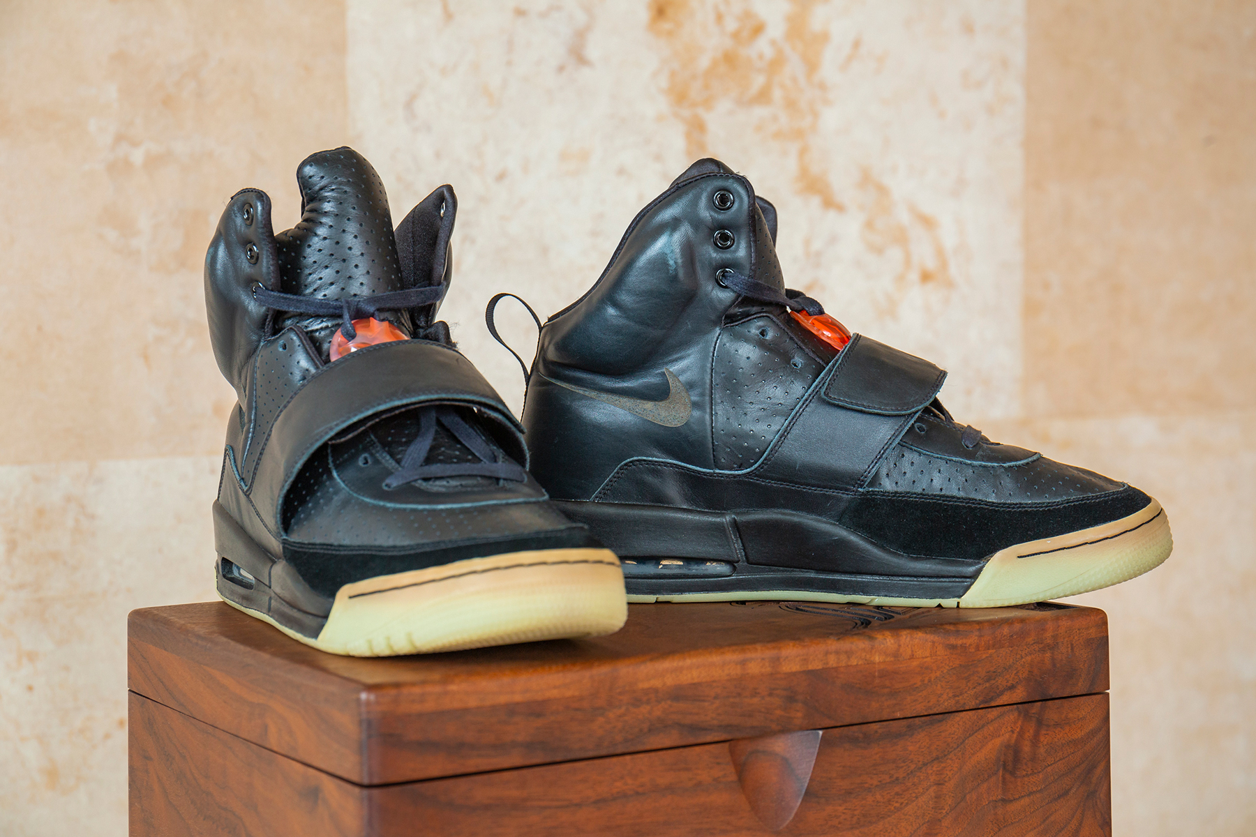 Sepatu Nike Air Yeezy 1 ‘Prototype’: Koleksi Eksklusif dan Bersejarah