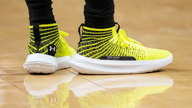 Sepatu Basket Under Armour FUTR X ELITE Lux: Desain dan Performa